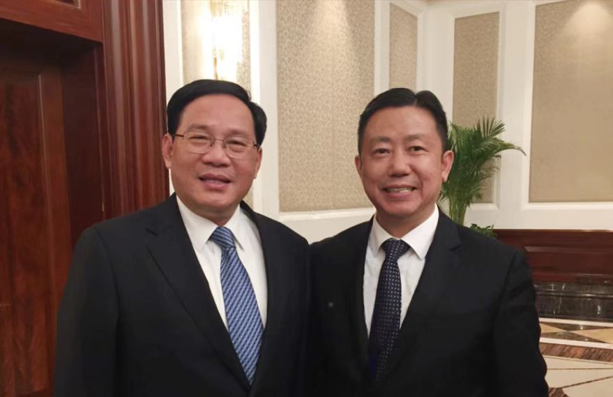中央政治局常委、國(guó)務(wù)院總理李強(qiáng)與周海江合影